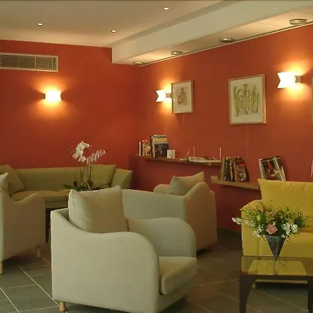 Les Esclargies Hotel