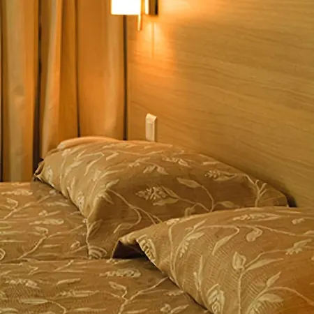 艾斯克拉尔奇酒店 酒店 3*