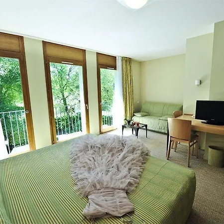 艾斯克拉尔奇酒店