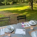 Les Esclargies 3* روكامادور