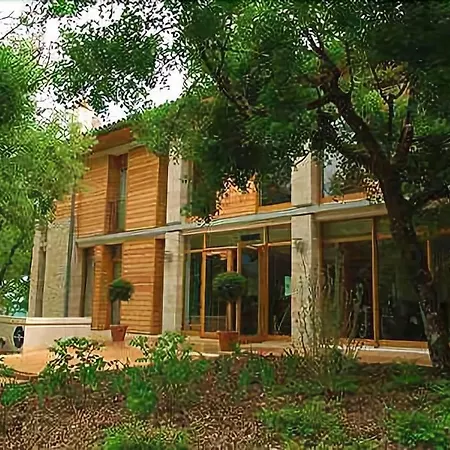 ホテル レ ゼスクラルジ