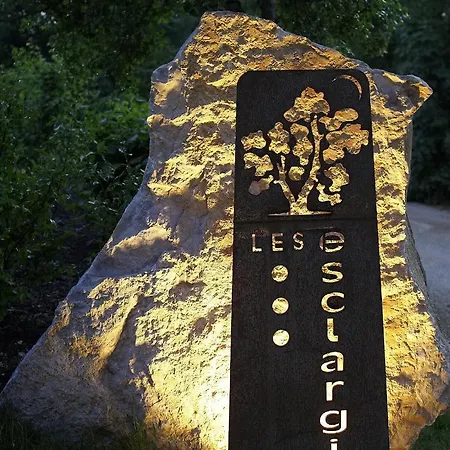 レ ゼスクラルジ 3* ロカマドゥール