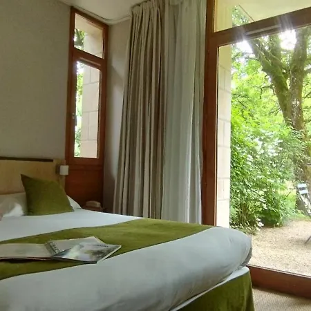 レ ゼスクラルジ 3*