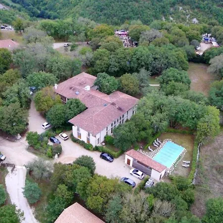 レ ゼスクラルジ ホテル